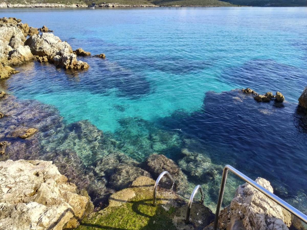 Starbal Apt Lägenhet Es Castell  Exteriör bild